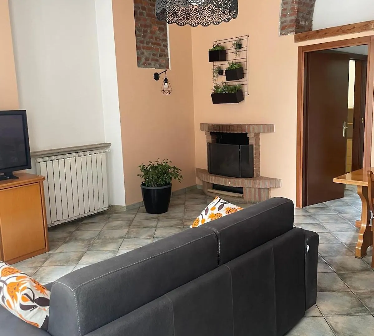 Camino Apartment ロー 0*,  イタリア